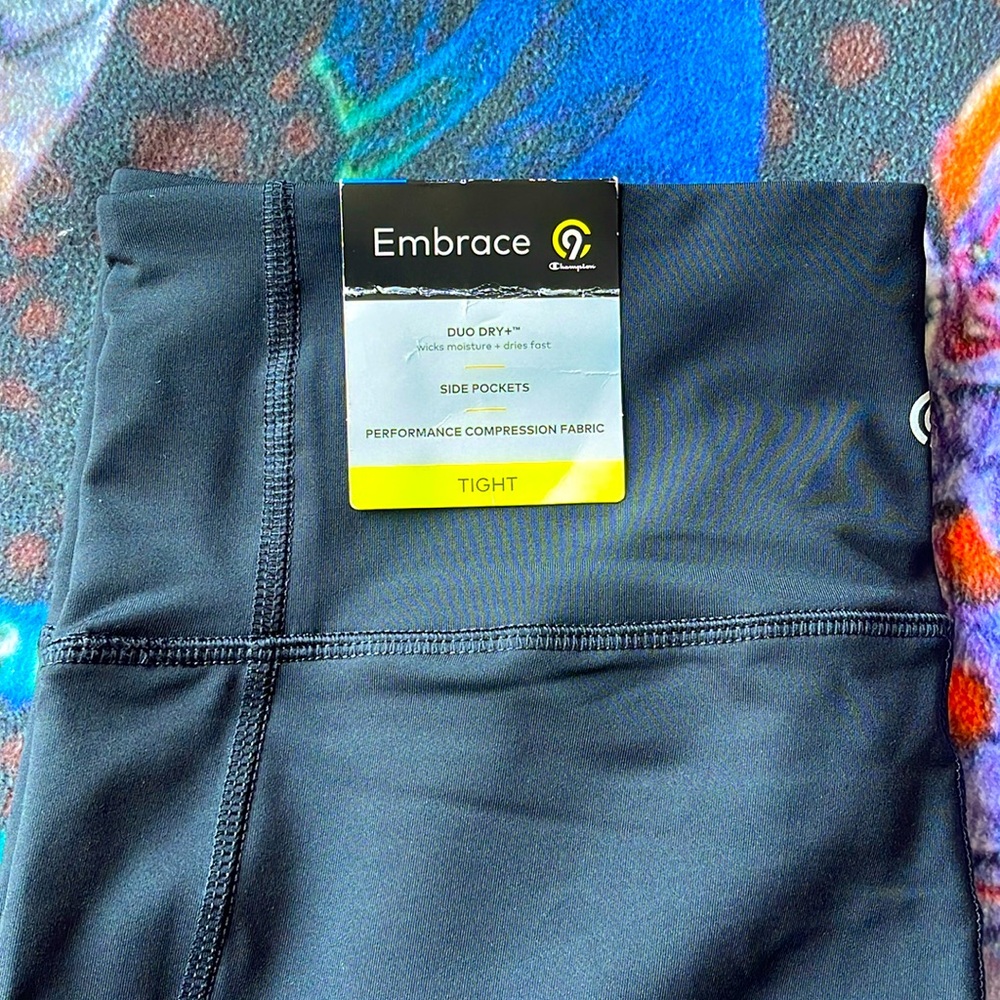 BRAND NEW C9 Champion Embrace Leggings